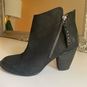 Steve Madden Black Heeled Bootie